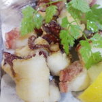天ぷら割烹 三松 - 蛸のから揚げは歯ごたえ最高。