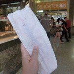 Queen Victoria Market - ３.5ドルだった記憶。２０センチはある・・・