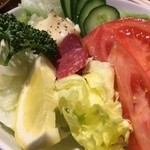 串焼 文福 - 下にサラミが隠れています