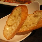 ベイラウンジ - ガーリックトースト