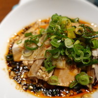 華都飯店 OsakaMetro本町ビル店 - よだれ鶏