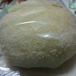 Bongu Yunibasu Niidaten - 焦がしバターのメロンパン140円