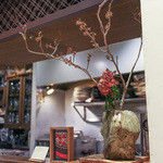 かわ村 - 2016年2月再訪：カウンターから見えるオープンキッチン☆