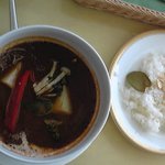 イル・コルネット - ベジタブルスープカレー　￥1,155（サラダ付き）