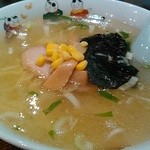 Chuugoku Ryouri Ryuu En - 塩ラーメンはこんな感じでした。