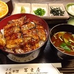 鰻魚蓋飯套餐3,000日元 (含稅)