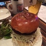 アックンズ - ミンチカツバーガー600円