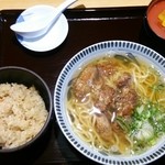 めし勝小川店 - ソーキそばとかしわ飯
