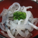 魚料理 克政 - 皮湯引き(1人前)