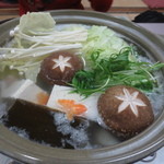 魚料理 克政 - 土鍋で作っています♪