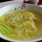 広東料理 センス - 2016年2月　海老ワンタン入り香港細麺のスープヌードル