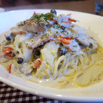 カフェレストラン ホット・ベリー - とり肉と野菜のスパゲティー　ごぼうのポタージュ仕立て