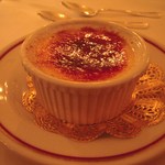 Arnaud's - クレームブリュレ（アップ）