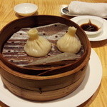 スーツァン・レストラン陳 - 　小籠包です。