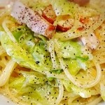 Osteria Omatsu - ベーコンと春キャベツのクリームソースパスタ