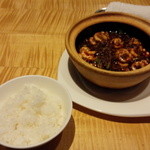 スーツァン・レストラン陳 - 　麻婆白子（別名・陳麻婆白子）・その１です。白子は北海道産のため、クリーミーな味わいで麻婆ソースともベストマッチでした。