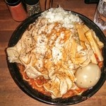 男気らーめんアカギ - 赤醤油らーめん普通盛(麺200g)¥700
+大盛(麺100g×２)¥300
+肉アカギ盛¥300
+極太メンマ¥100
+熟成煮卵¥100
=¥1.500-¥270=¥1.230