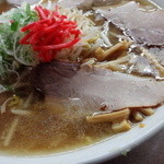 らーめんけん - ニンニクもやしメンマラーメン800円