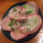 七輪焼肉 安安 - 牛タン塩（４９０円＋税）２０１６年２月