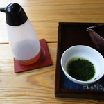 Chano Bunkakan - 酢醤油で最後に茶葉をいただきます