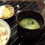 横浜うかい亭 - 味噌汁