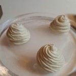 ランベリー ナオト キシモト - バニラクリーム入り　メレンゲ