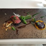 ランベリー ナオト キシモト - 宮城県但馬種　黒毛和牛のグリエとほほ肉の煮込み