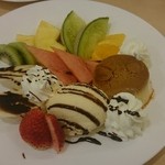 千疋屋総本店 フルーツパーラー - プリンアラモード