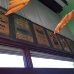 Green World Coffee Farm - 店内の様子