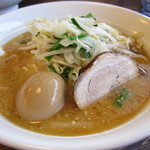 楓の花 - みそ野菜らーめん+煮玉子