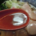 麺匠 而今 - 醤油そばスープ