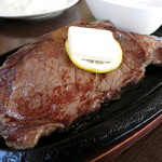 ベリーベリーファーム上田 レストラン - リブロースステーキ