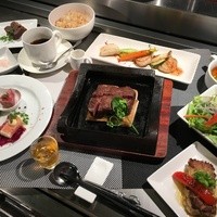 お昼の贅沢国産牛コース