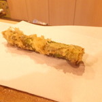 秋田 てんぷら みかわ - アスパラ穂先