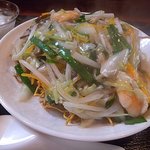 北京遊膳 - 固い焼そば　野菜の切り方も薄味の "あん” も絶妙