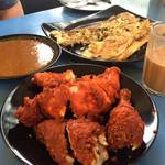 SINGAPORE ZAM ZAM - マトンムルタバ
            フライドチキン
            