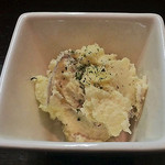 ごっそ - お通しのポテトサラダ。