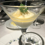 マノワール・ディノ - 