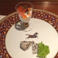 フレンチ割烹 宿 - お皿のスペースなんか寂しい感じw