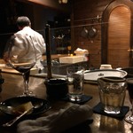 定谷 - お祝いはライトを落として(笑)