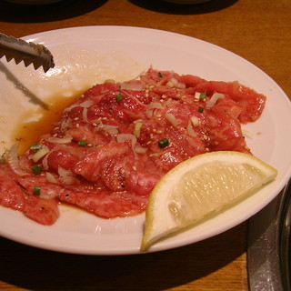 韓てら - 料理写真:お肉です～♪（何の肉かは覚えていません・・・）