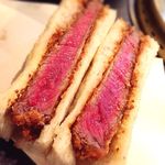 SATOブリアン - 【名物】ブリかつサンド