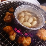 牛角 - ニンニクホイル焼き390円＋税