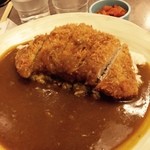 Tonkatsu Inaba Wakou - ロースカツカレー。
                        息子がどうしてもカレーが食べたいと頼みましたが、甘口しか食べない息子がよく食べたな…というくらいピリ辛でした(^◇^