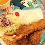 Tonkatsu Inaba Wakou - お子様カツセットです。
                        エビフライは立派でした！後はコロッケと小さなロースカツ。