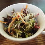 カフェ猫の散歩道 - モーニングサービス の サラダ です。