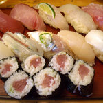 すし処 まる辰 - ランチにぎり１．５人前（1,050円））