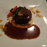 コロッセオ - 高級な香りがたまらない、鳥取和牛のバルバレスコ(赤ワイン)煮込み