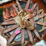 せきのや - 焼蟹・蟹鍋
      柴山港『番蟹』（1kg級）の極上位。