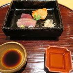 いち太 - 28年2月　お造り　醤油、割り醤油